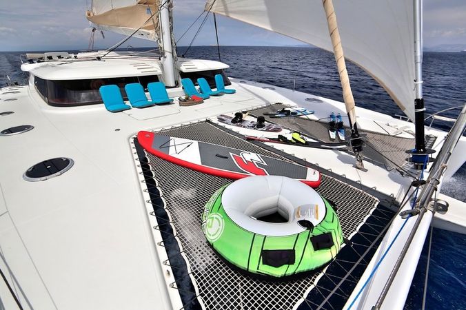 Fountaine Pajot Galathea 65 | World's End