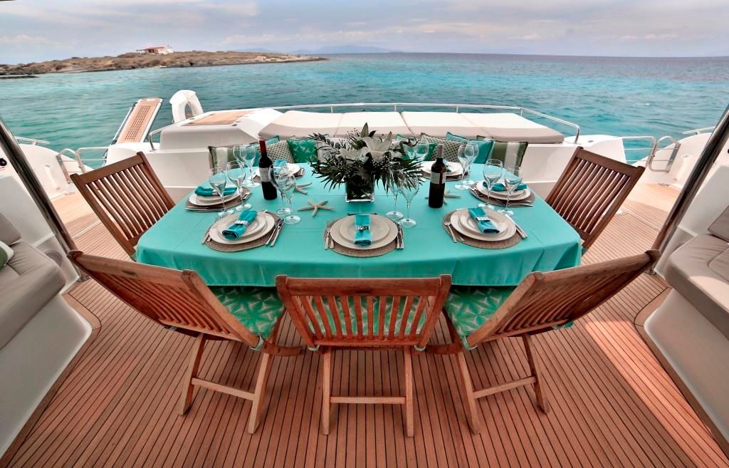 Fountaine Pajot Galathea 65 | World's End