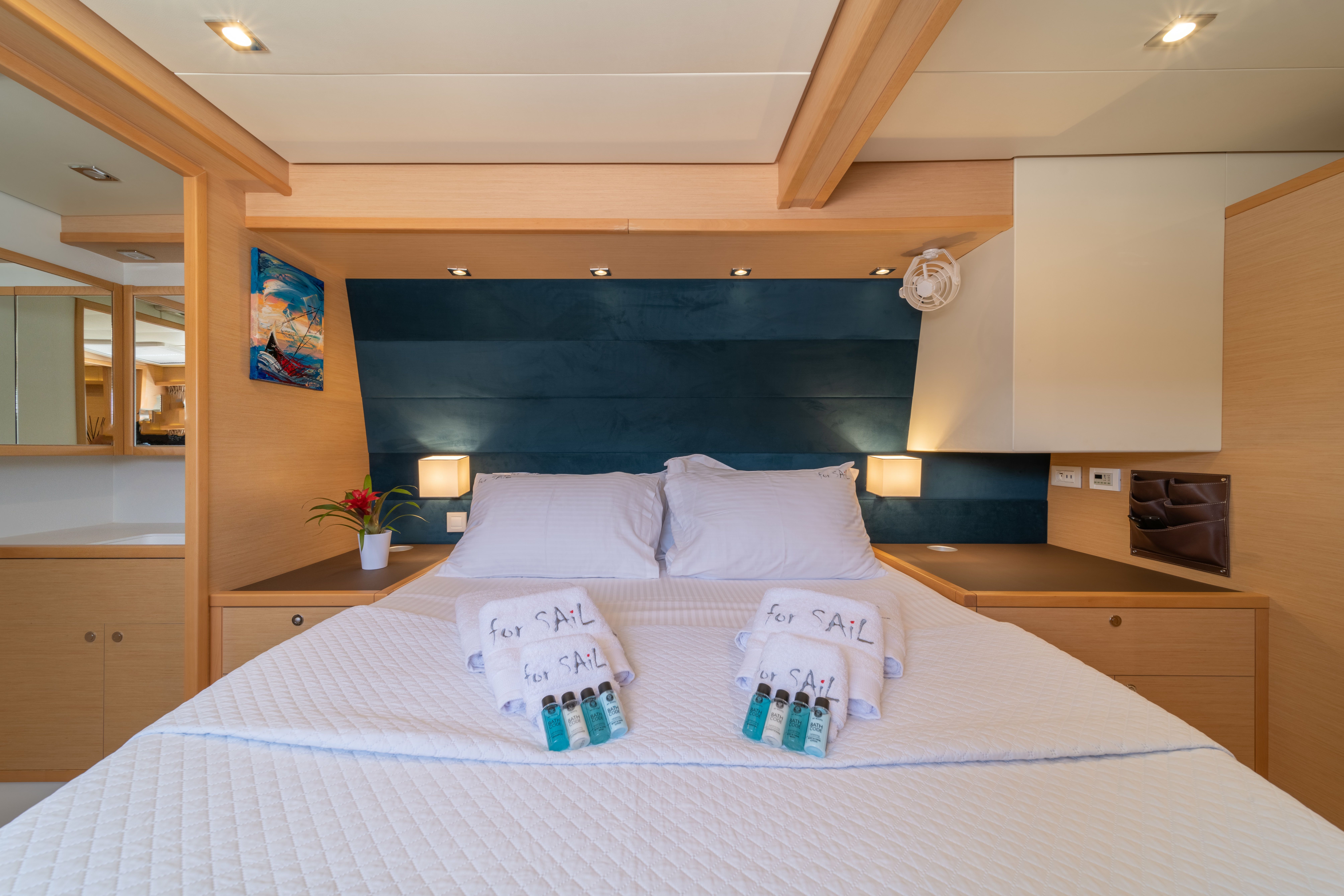 Lagoon 560 S2 | For Sail