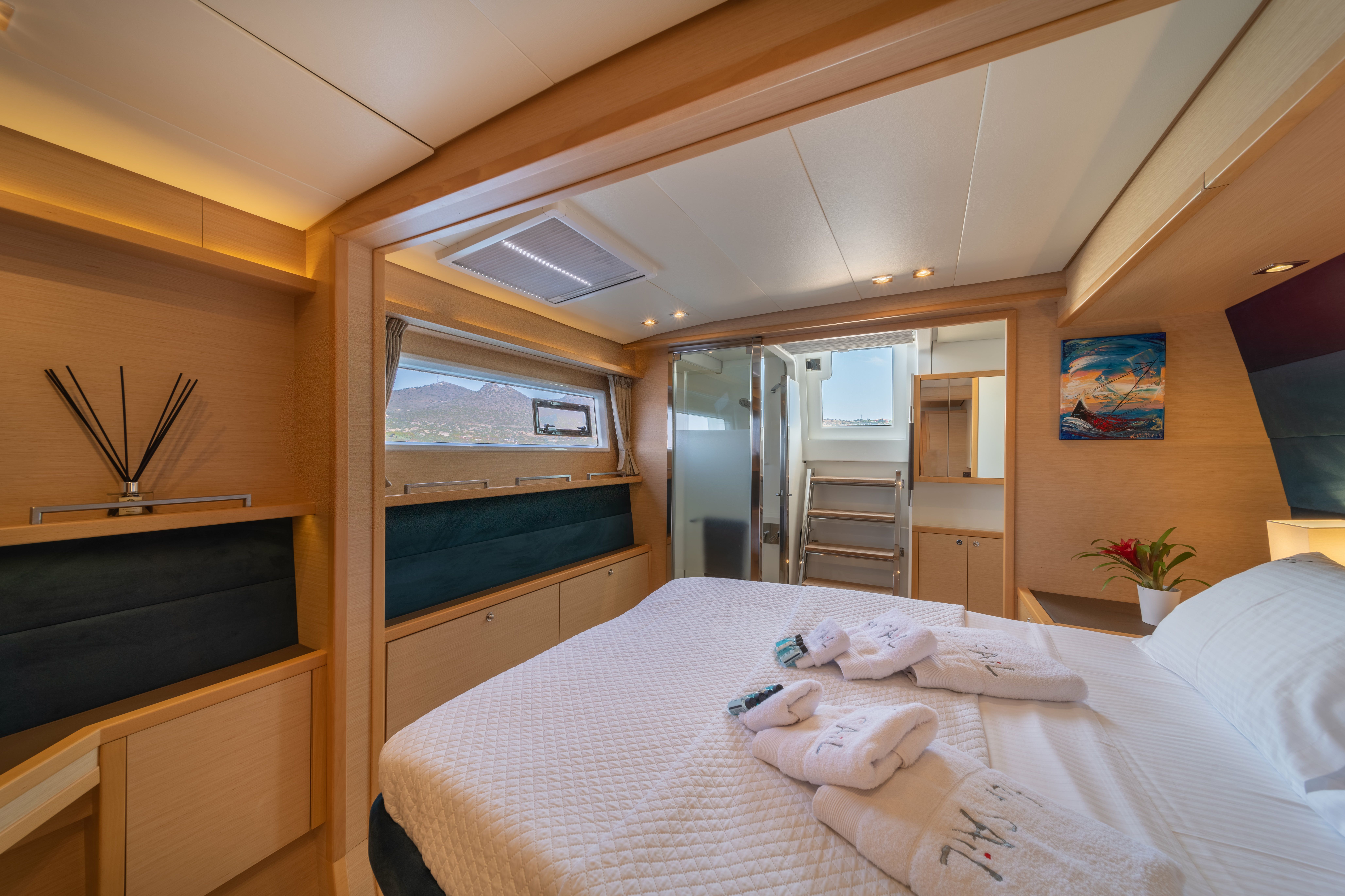 Lagoon 560 S2 | For Sail