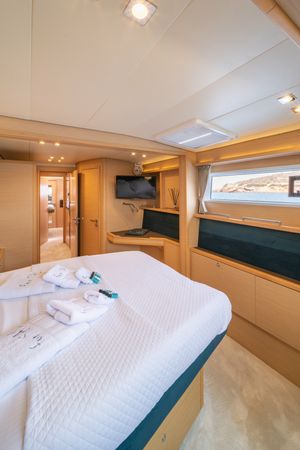 Lagoon 560 S2 | For Sail