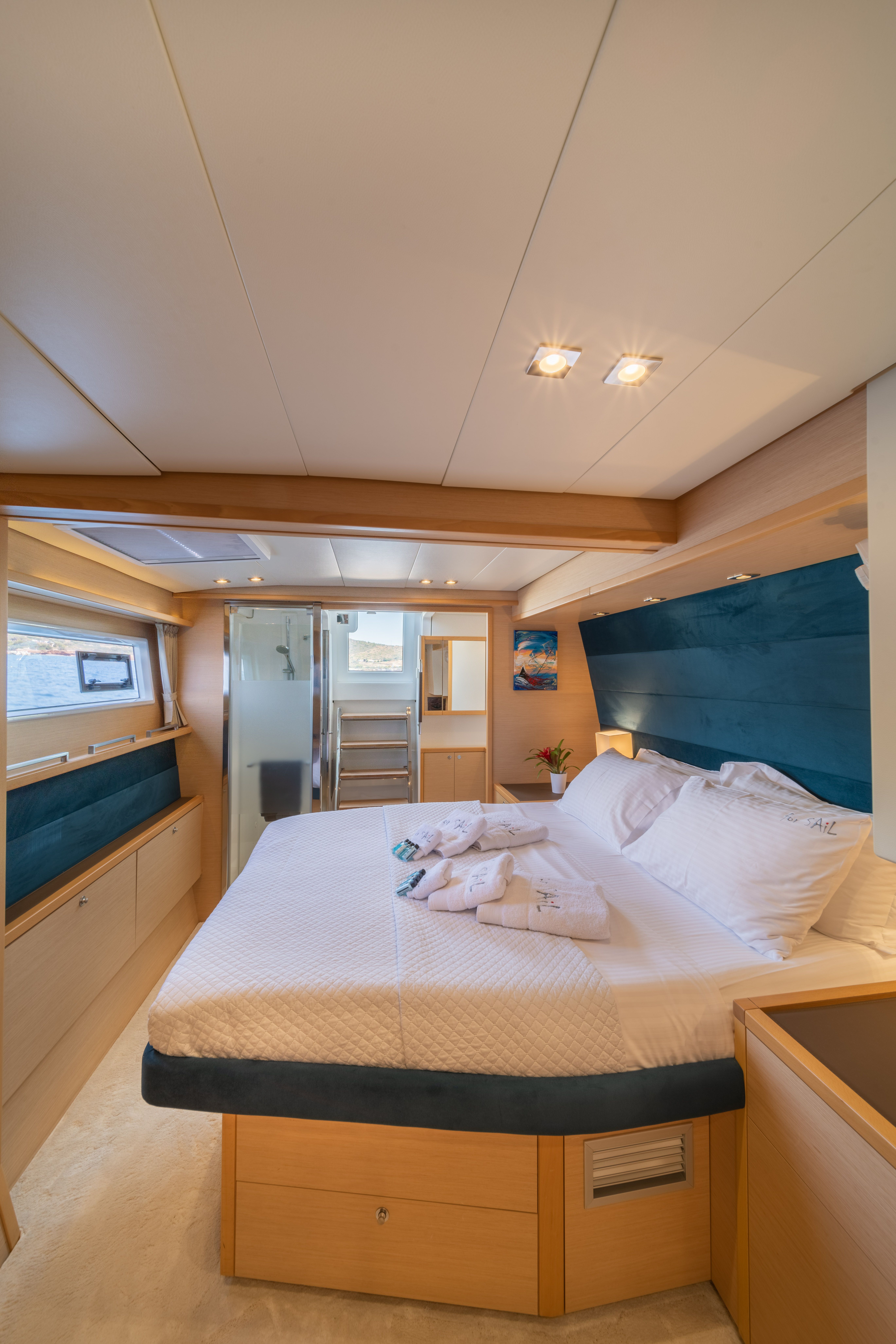 Lagoon 560 S2 | For Sail