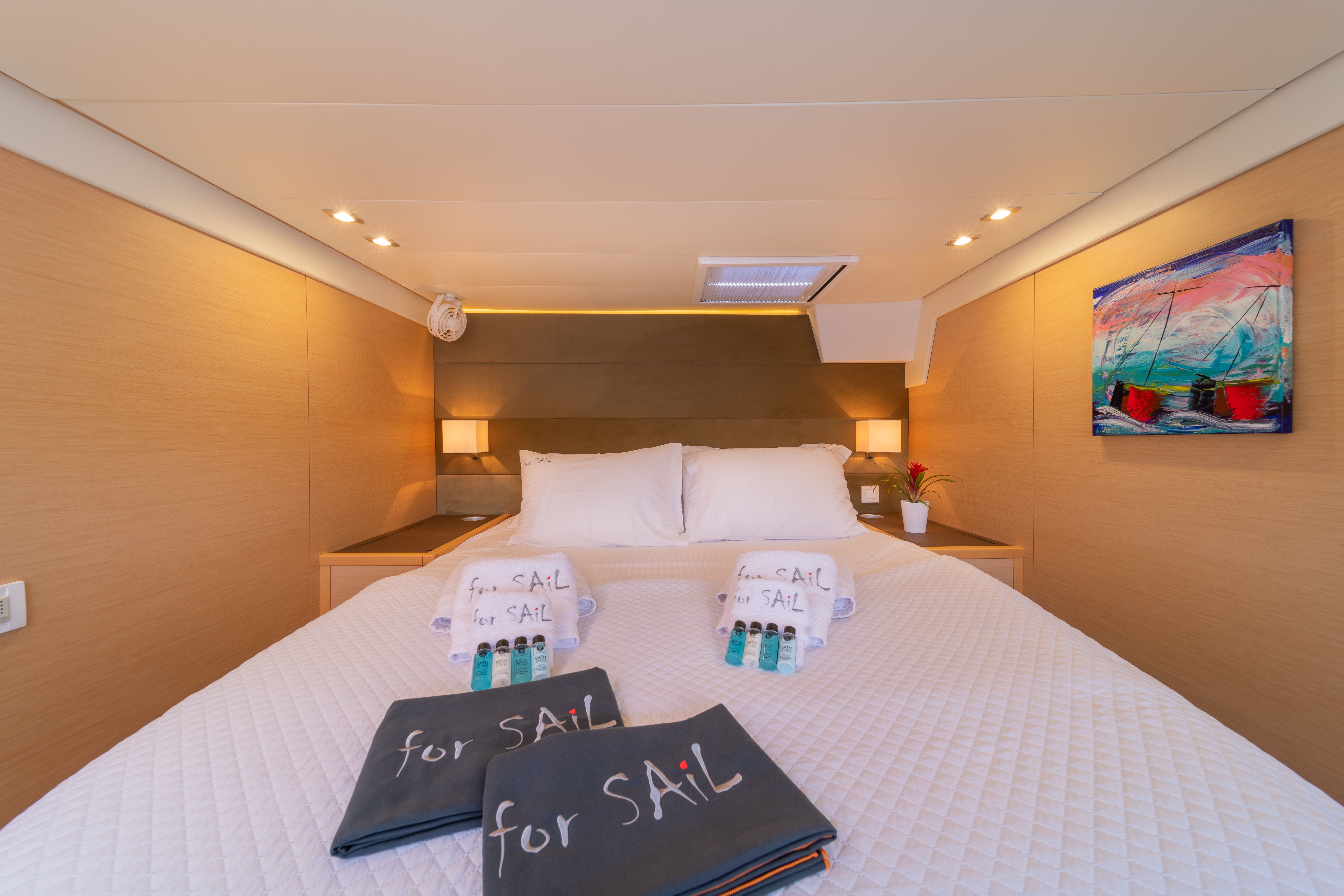 Lagoon 560 S2 | For Sail