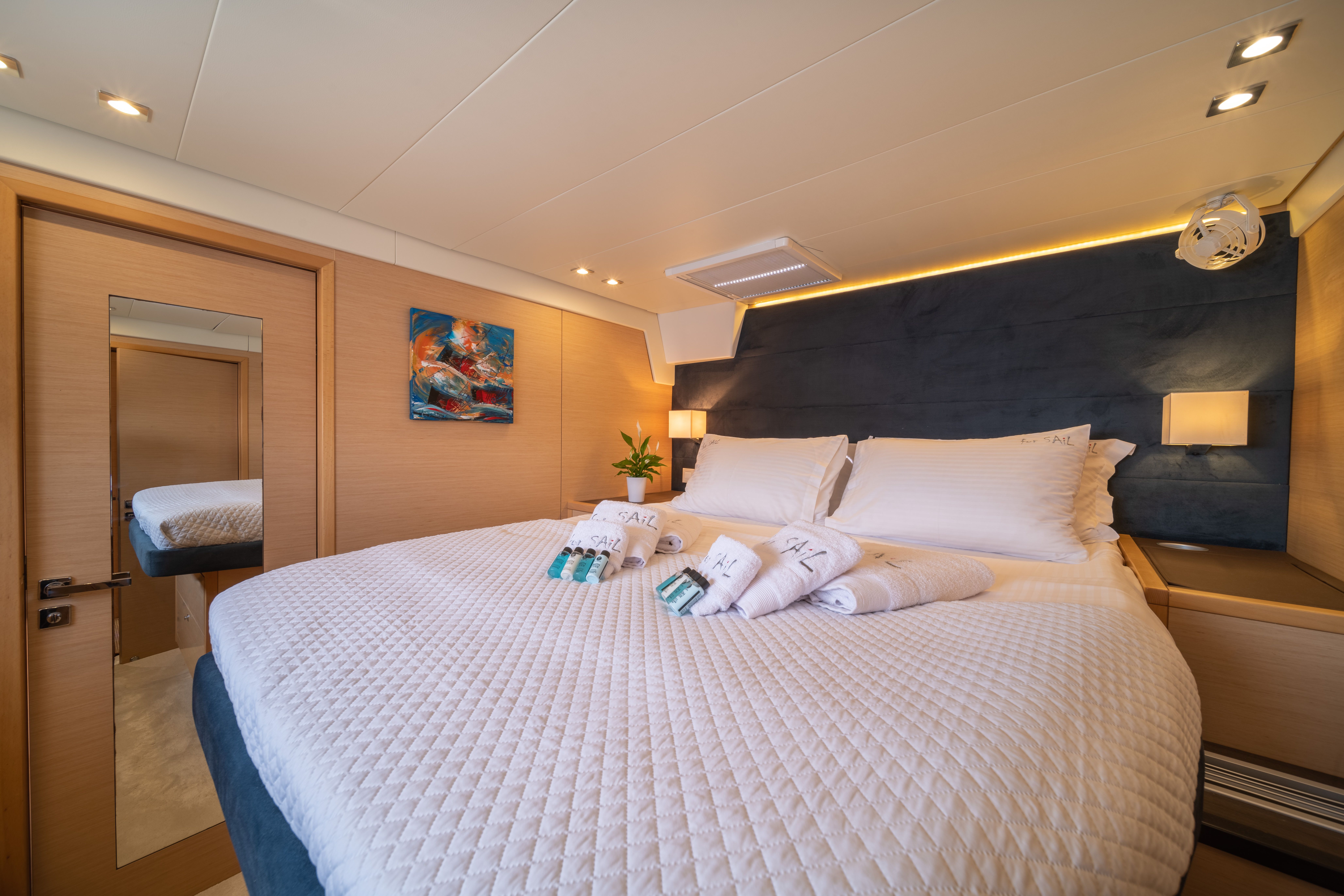 Lagoon 560 S2 | For Sail