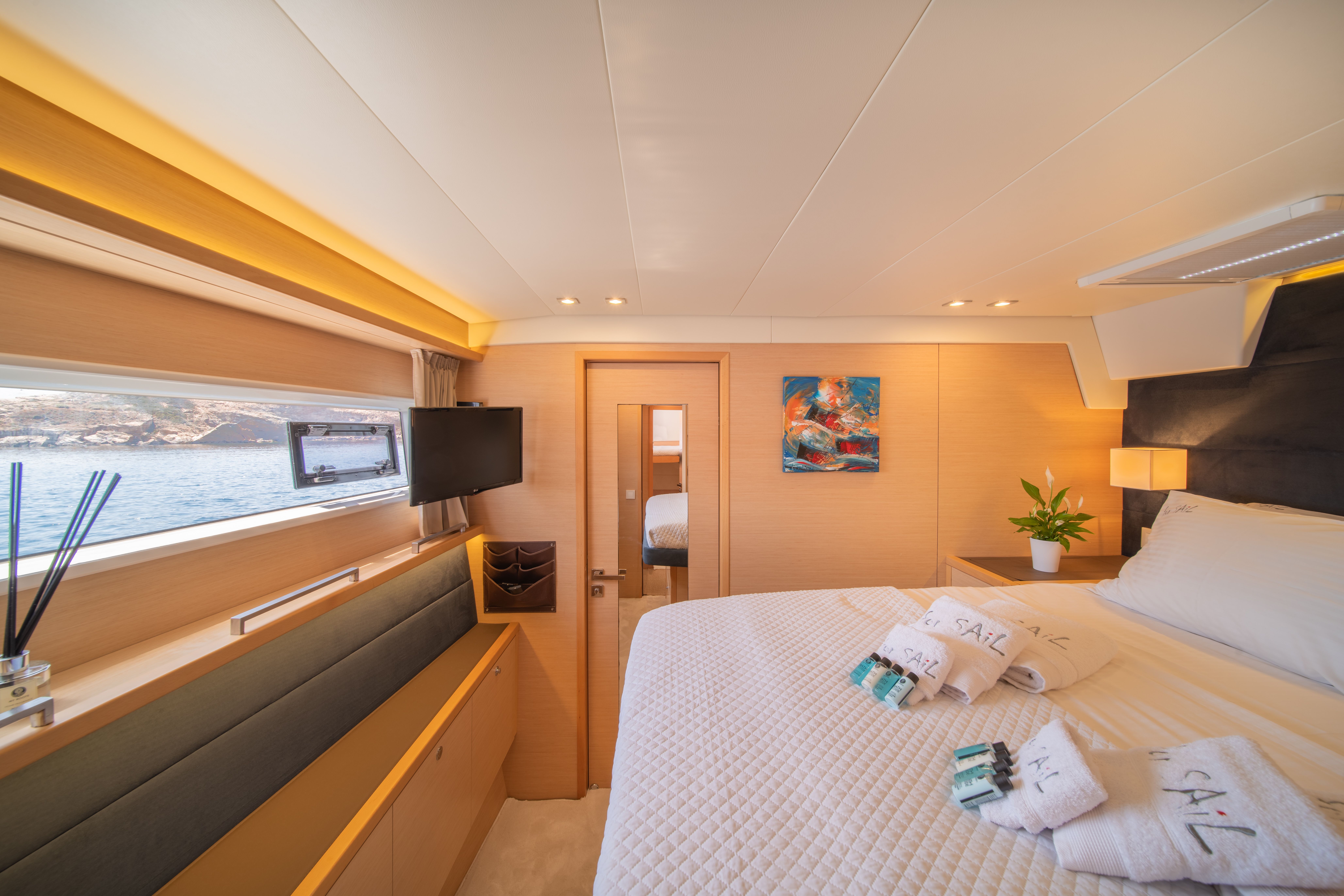 Lagoon 560 S2 | For Sail