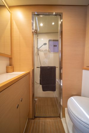 Lagoon 560 S2 | For Sail