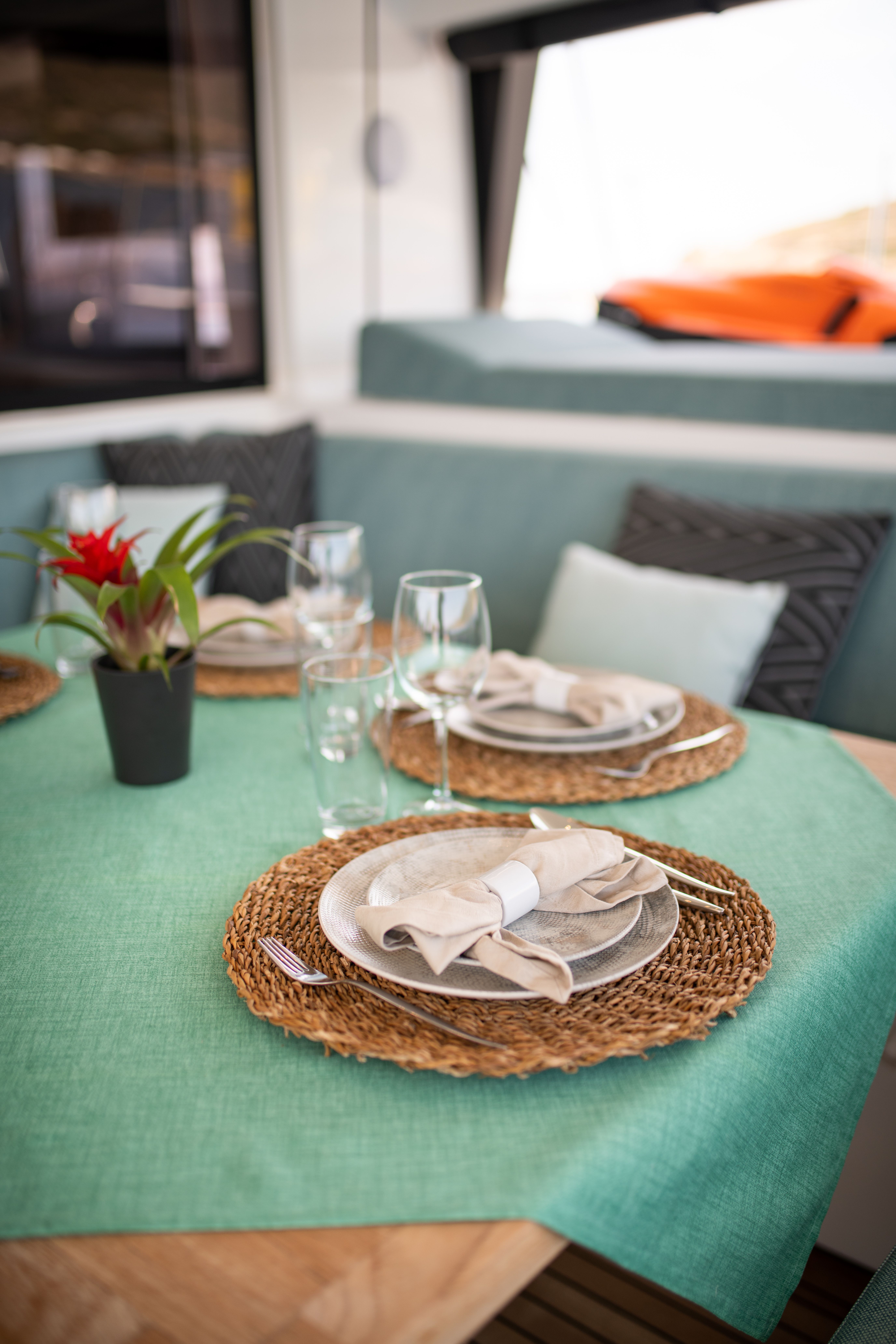 Lagoon 560 S2 | For Sail