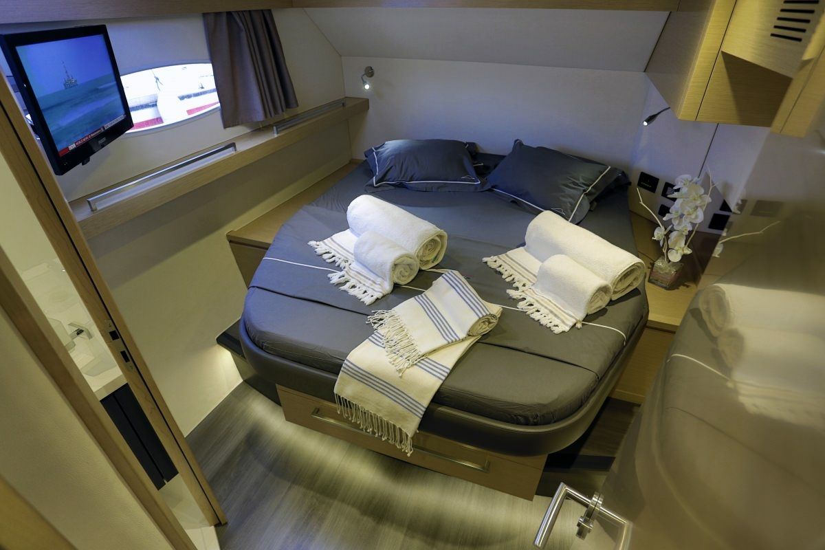 Fountaine Pajot Sanya 57 | HighJinks