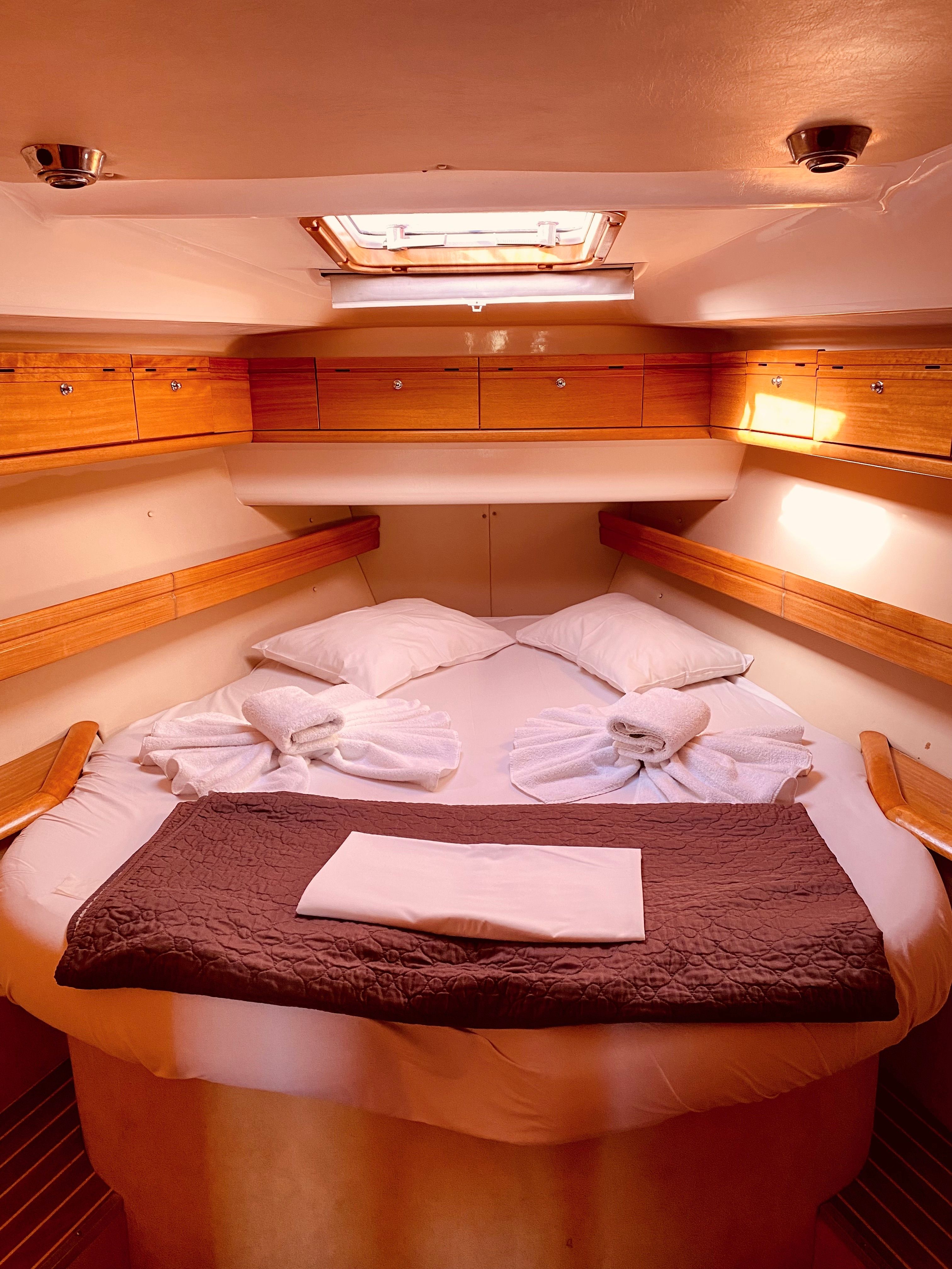 Bavaria Cruiser 46 | Enalia