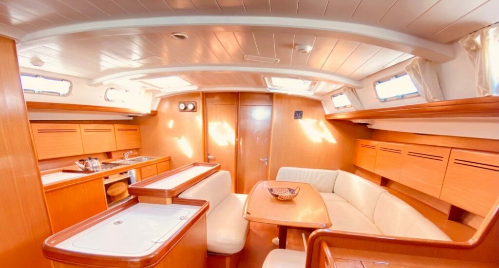 Beneteau Cyclades 50 | Christina