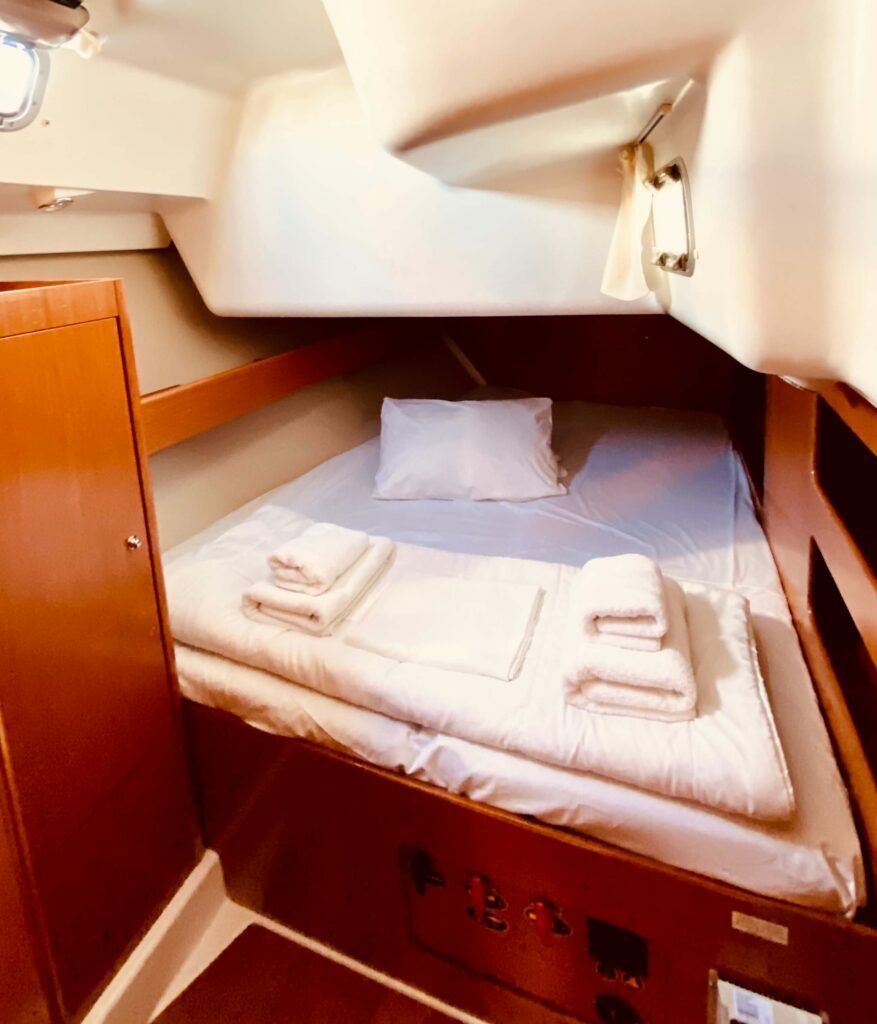 Beneteau Cyclades 50 | Christina