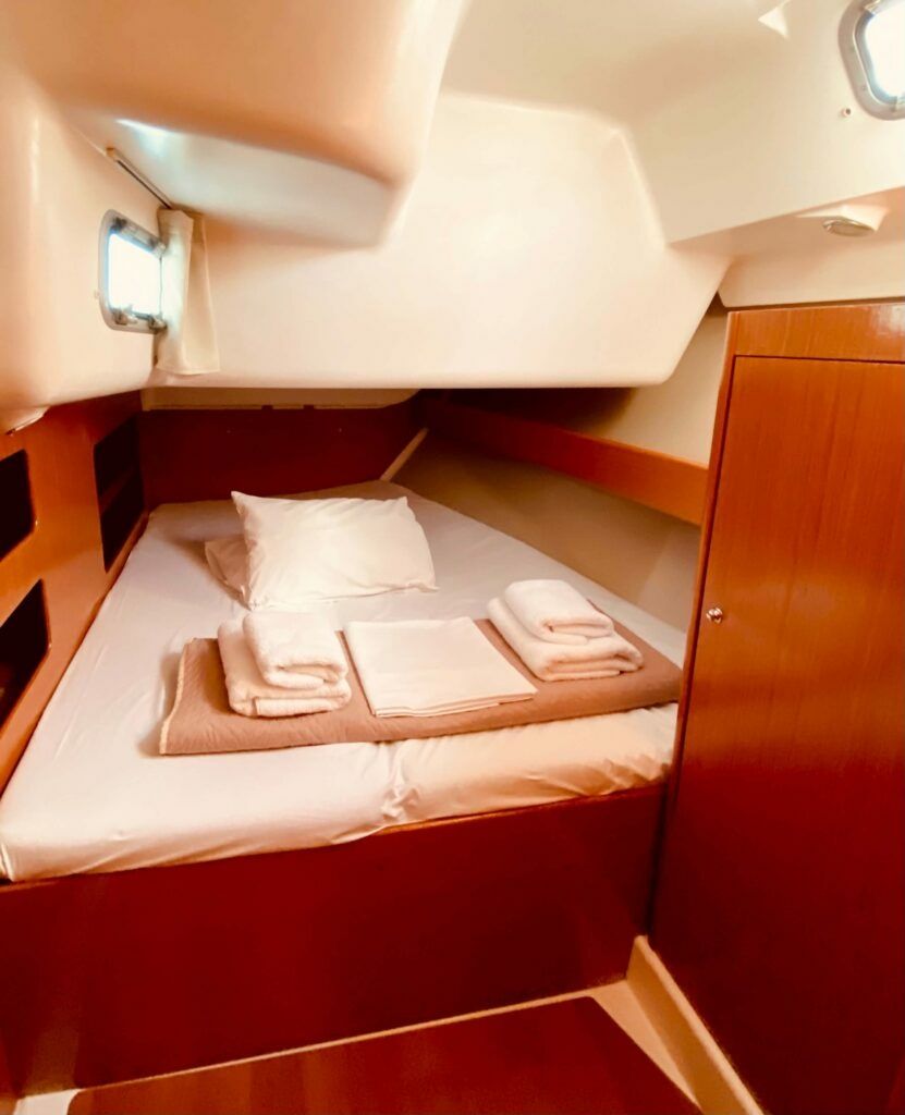 Beneteau Cyclades 50 | Christina