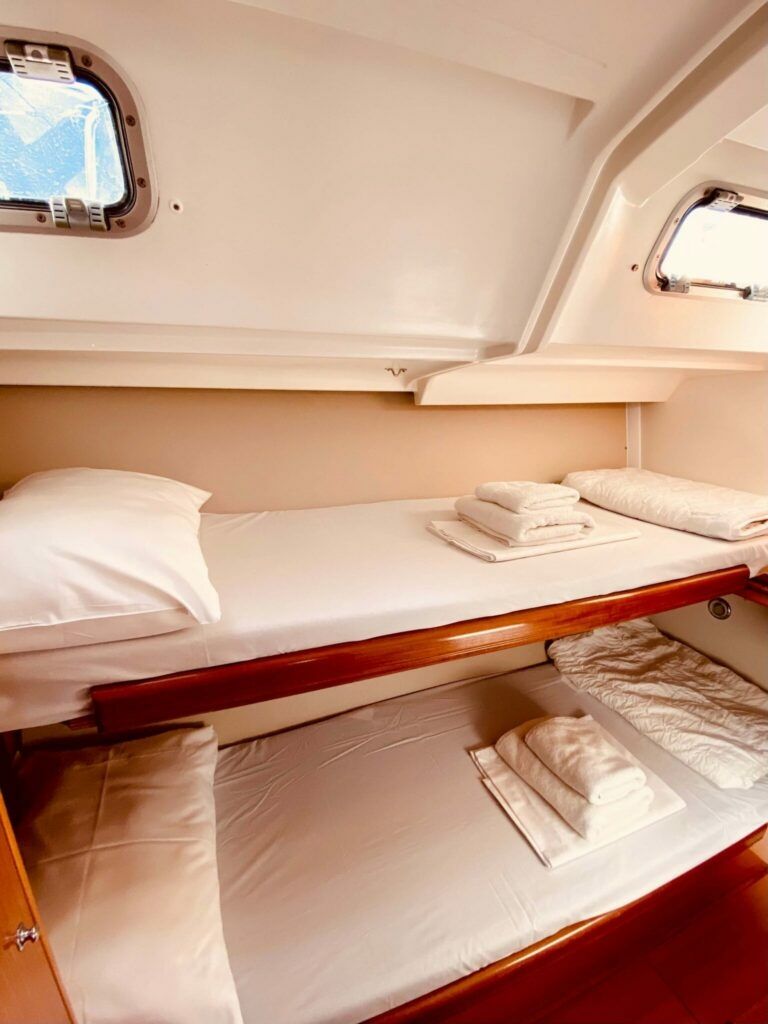 Beneteau Cyclades 50 | Christina