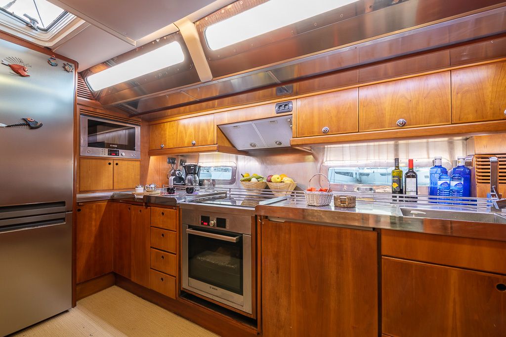 Pendennis 80 | Ocean Phoenix
