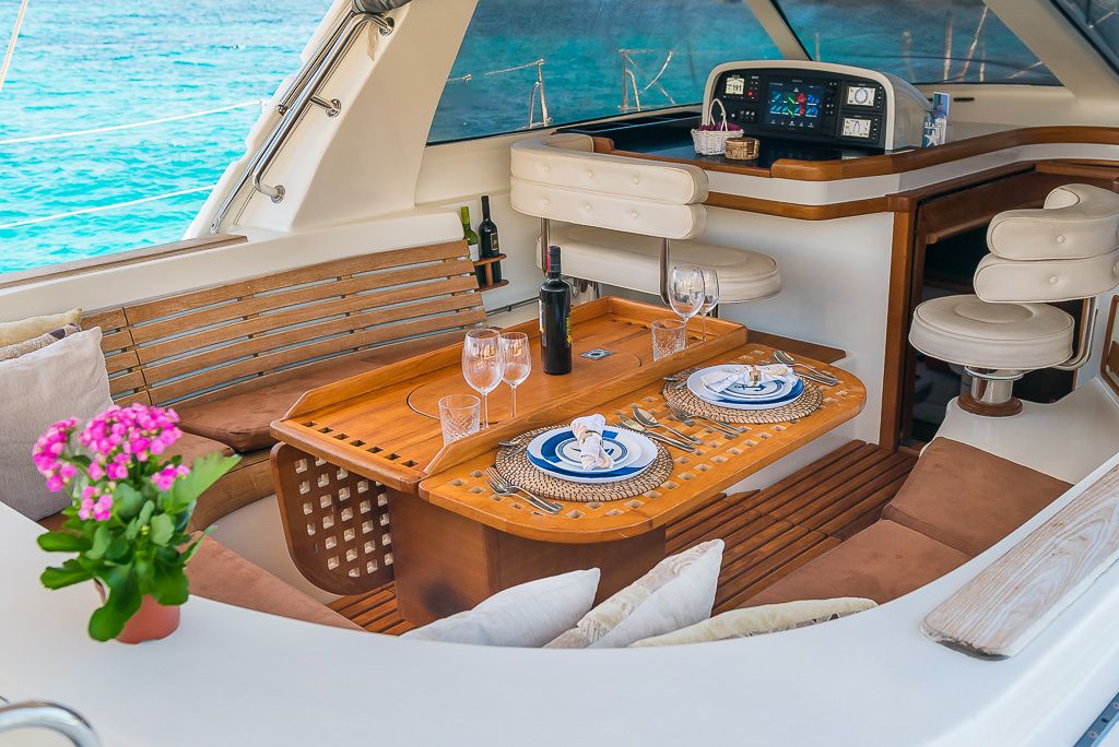 Pendennis 80 | Ocean Phoenix