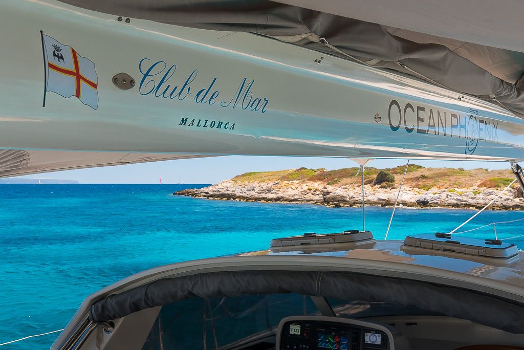 Pendennis 80 | Ocean Phoenix