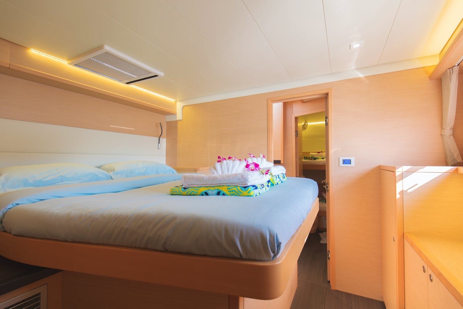 Lagoon 52 F | Blue Moon