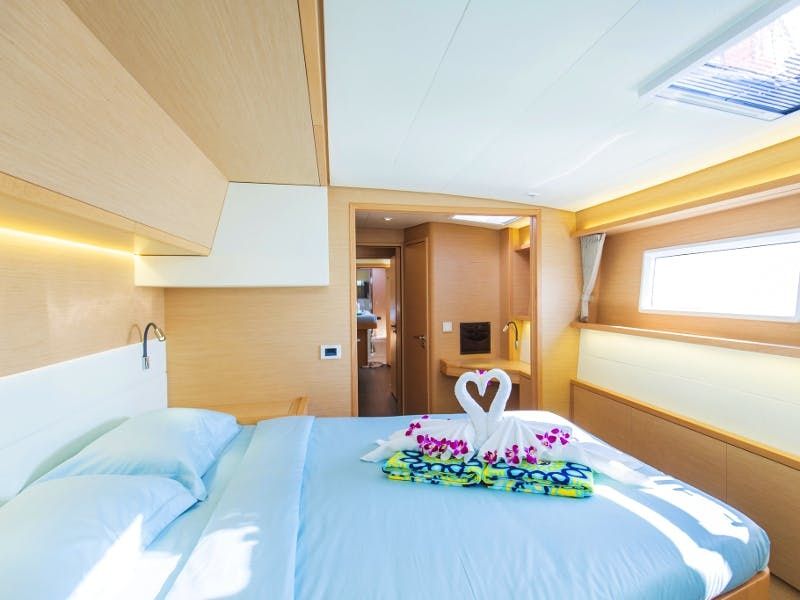 Lagoon 52 F | Blue Moon