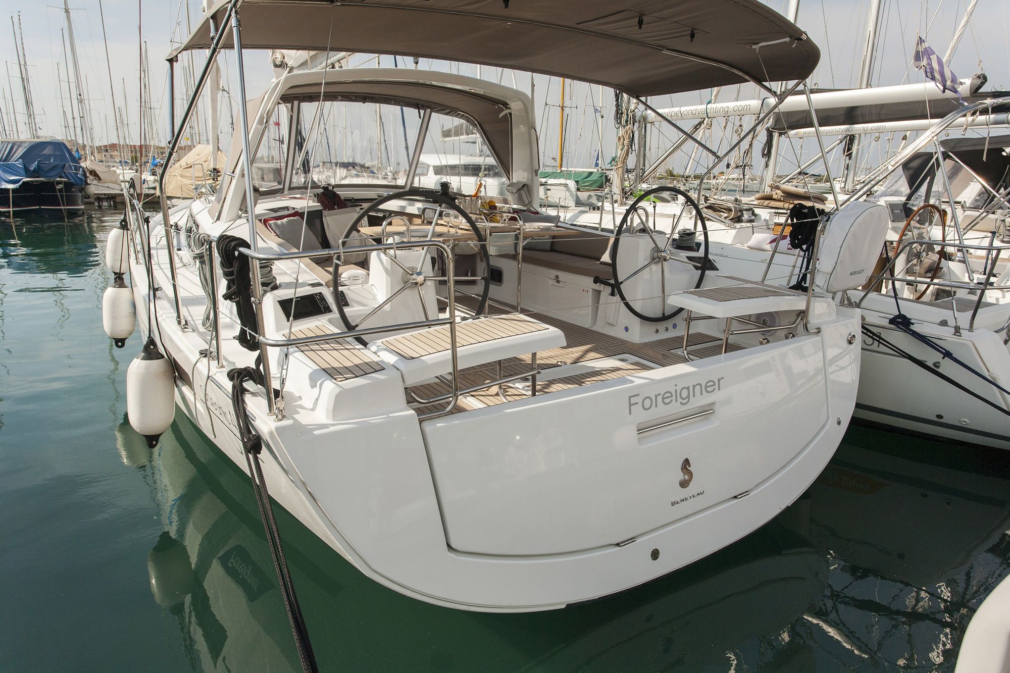 Beneteau Oceanis 41.1 | Foreigner