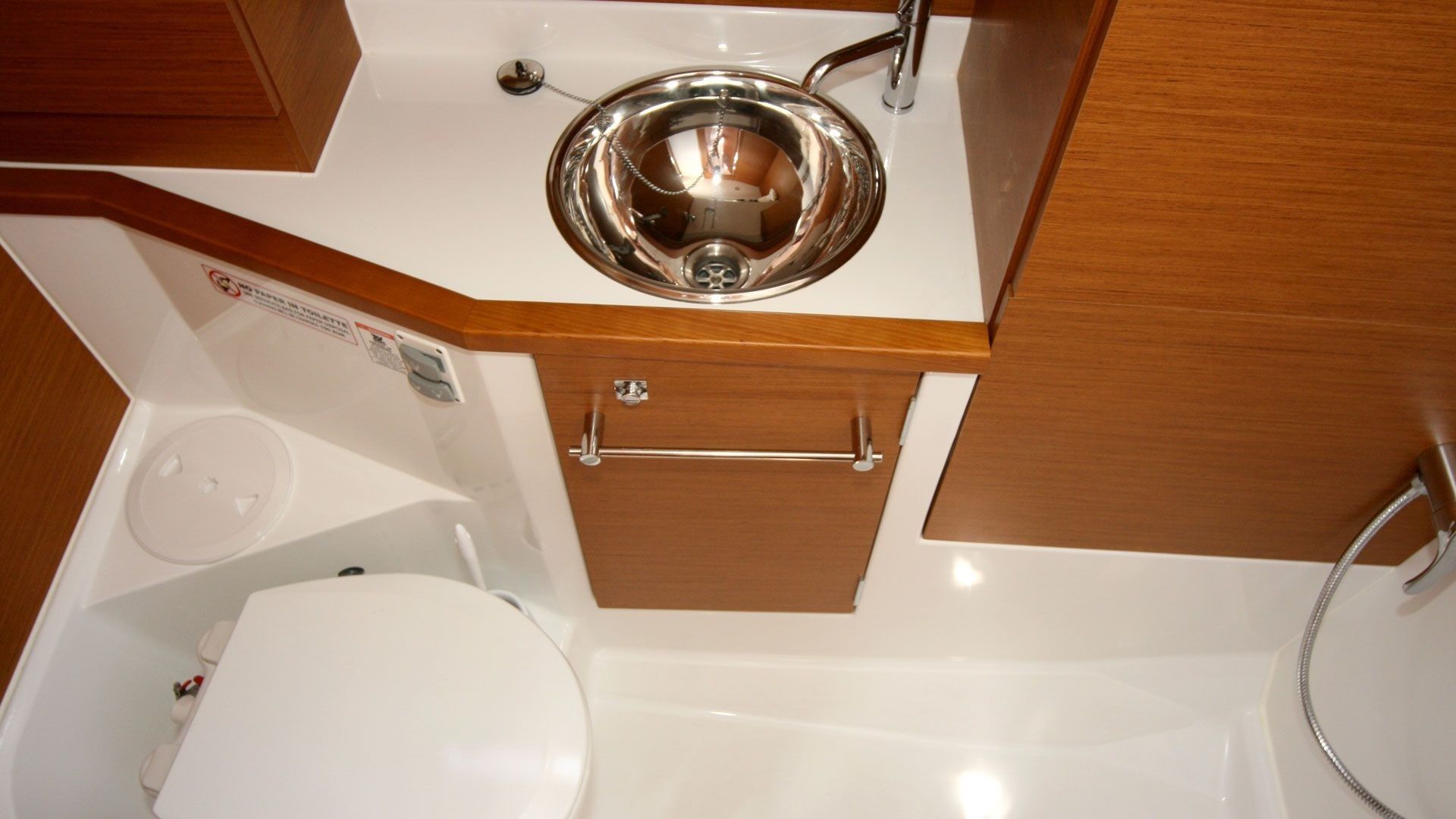 Jeanneau Sun Odyssey 389 | Tina