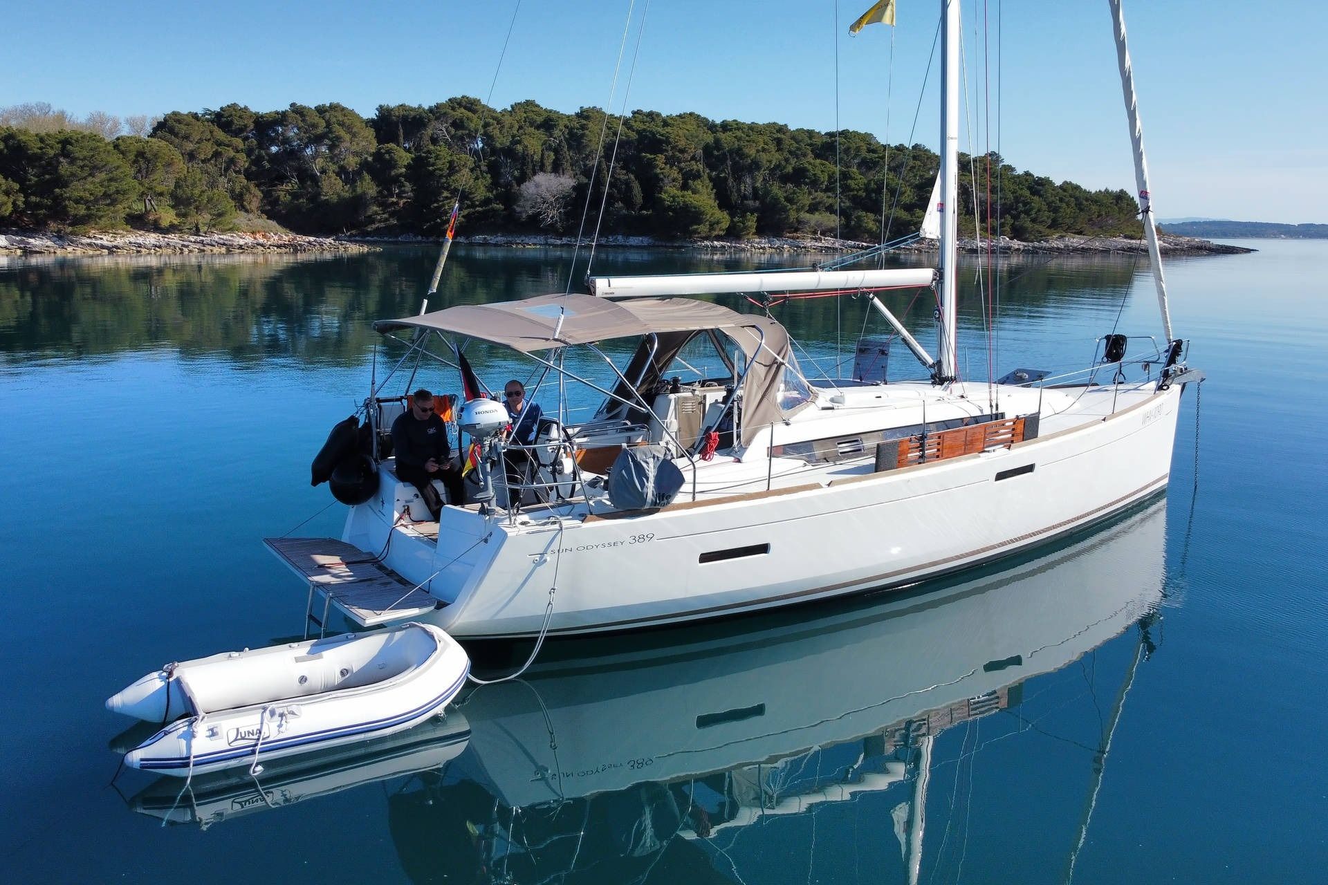 Jeanneau Sun Odyssey 389 | Tina
