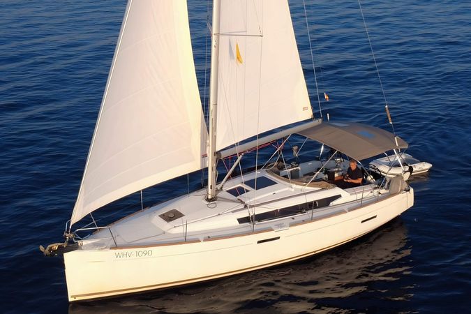 Jeanneau Sun Odyssey 389 | Tina