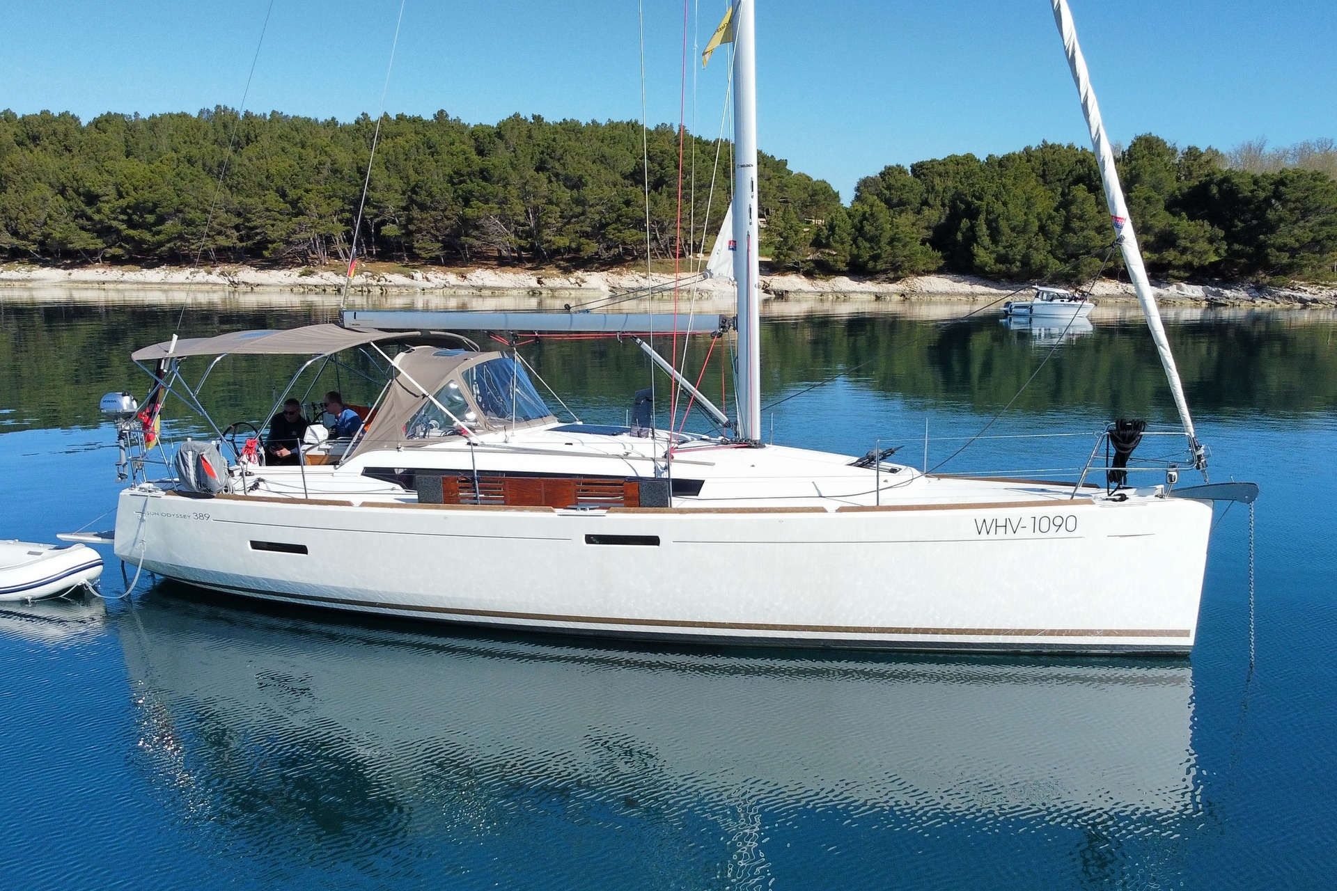 Jeanneau Sun Odyssey 389 | Tina