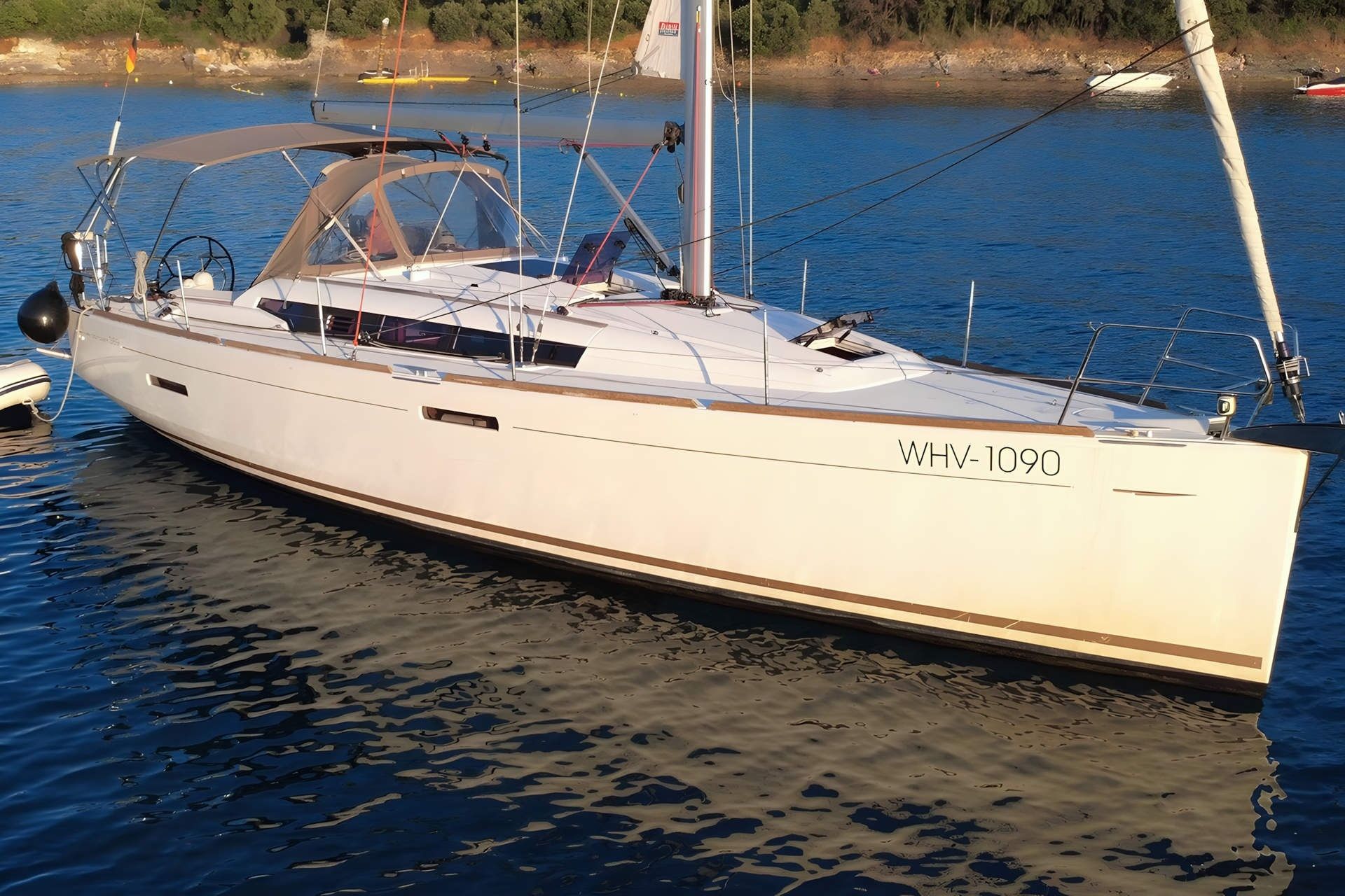 Jeanneau Sun Odyssey 389 | Tina