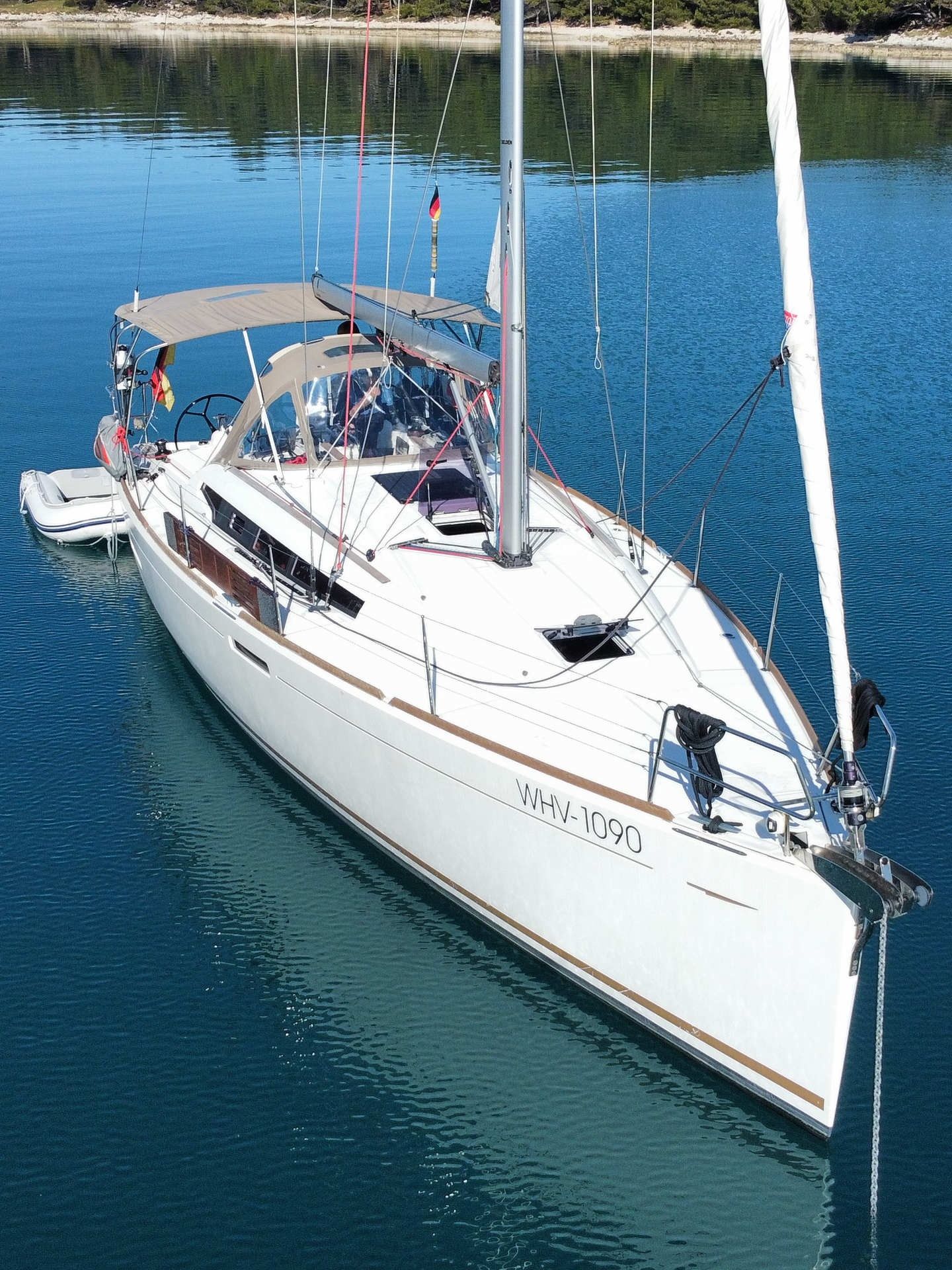 Jeanneau Sun Odyssey 389 | Tina