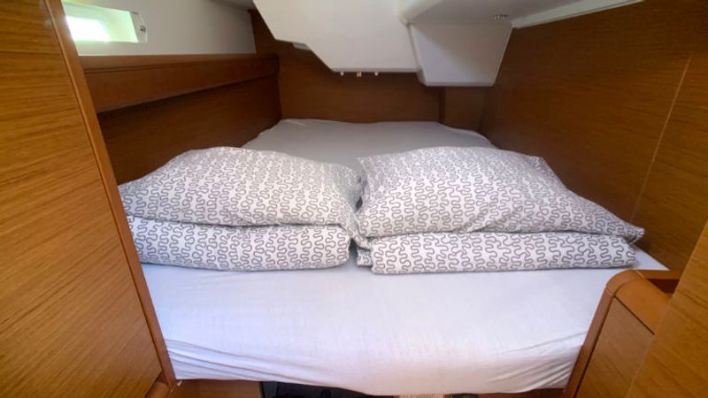 Jeanneau Sun Odyssey 389 | Amadeus