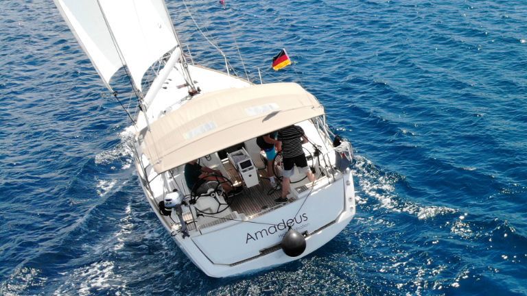 Jeanneau Sun Odyssey 389 | Amadeus