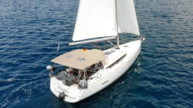Jeanneau Sun Odyssey 389 | Amadeus