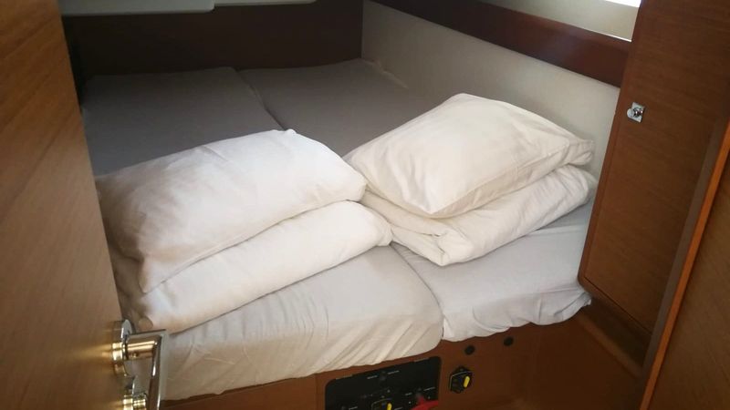 Jeanneau Sun Odyssey 519 | Elsa