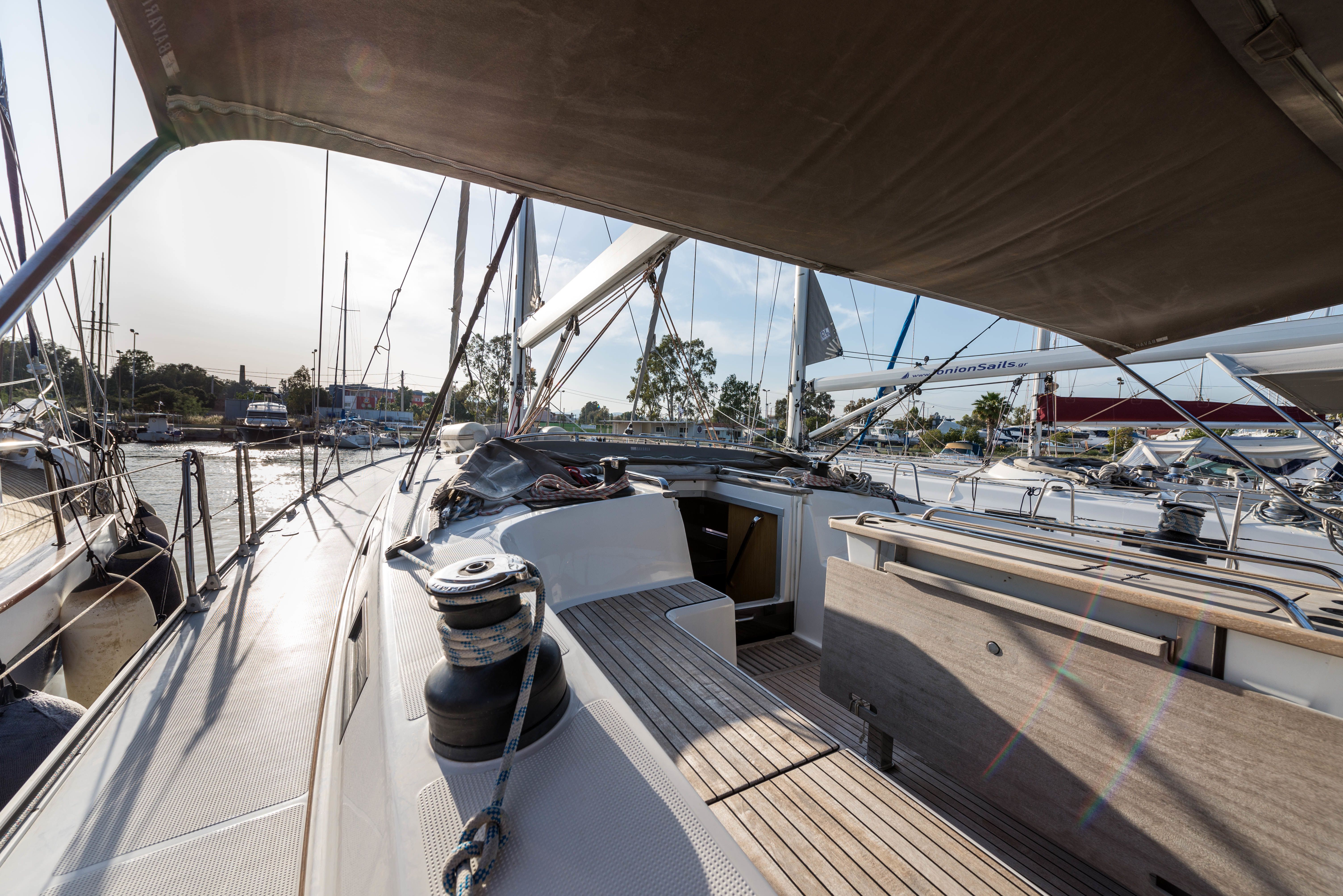 Bavaria Cruiser 56 | Breathless10