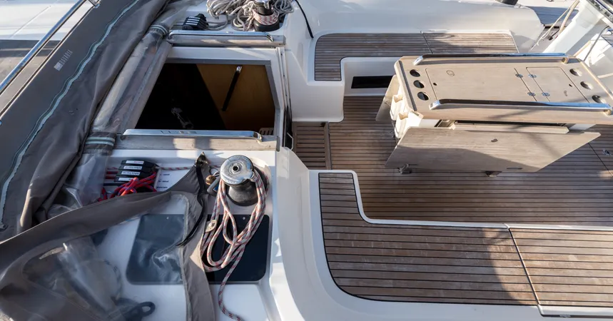 Bavaria Cruiser 56 | Breathless16