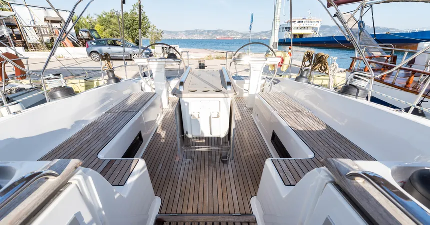 Bavaria Cruiser 56 | Breathless15