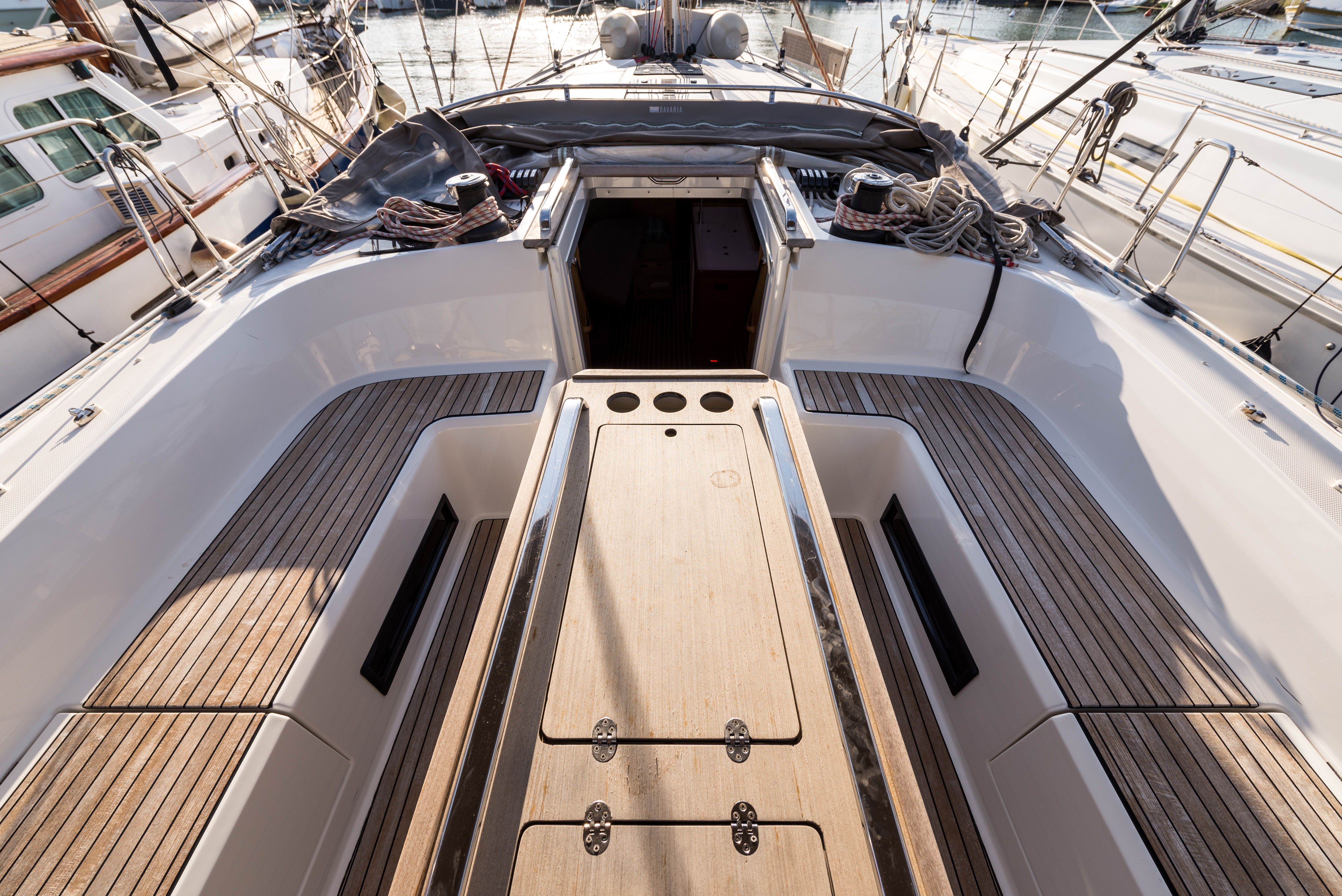 Bavaria Cruiser 56 | Breathless13