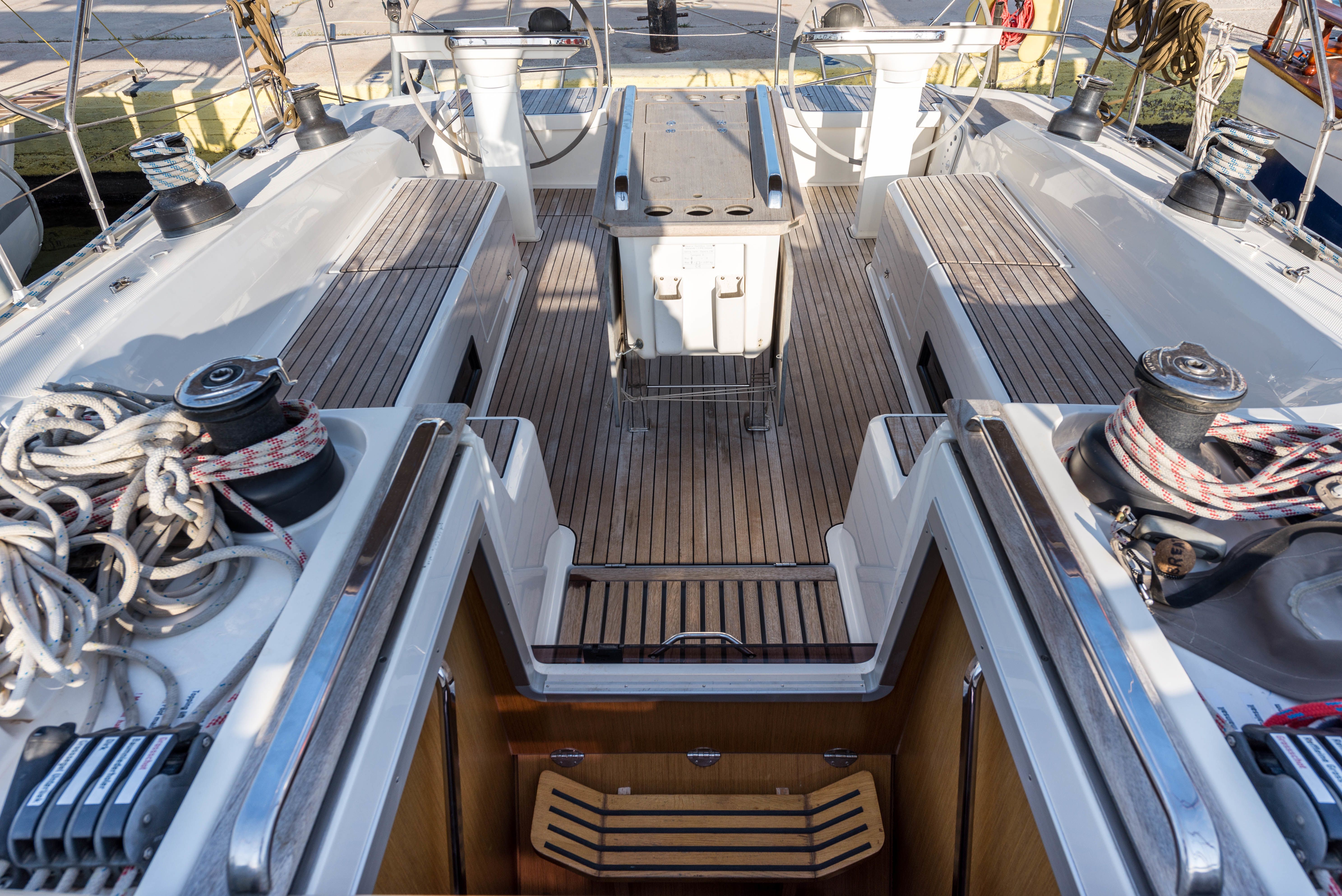 Bavaria Cruiser 56 | Breathless9