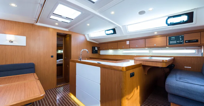 Bavaria Cruiser 56 | Breathless24