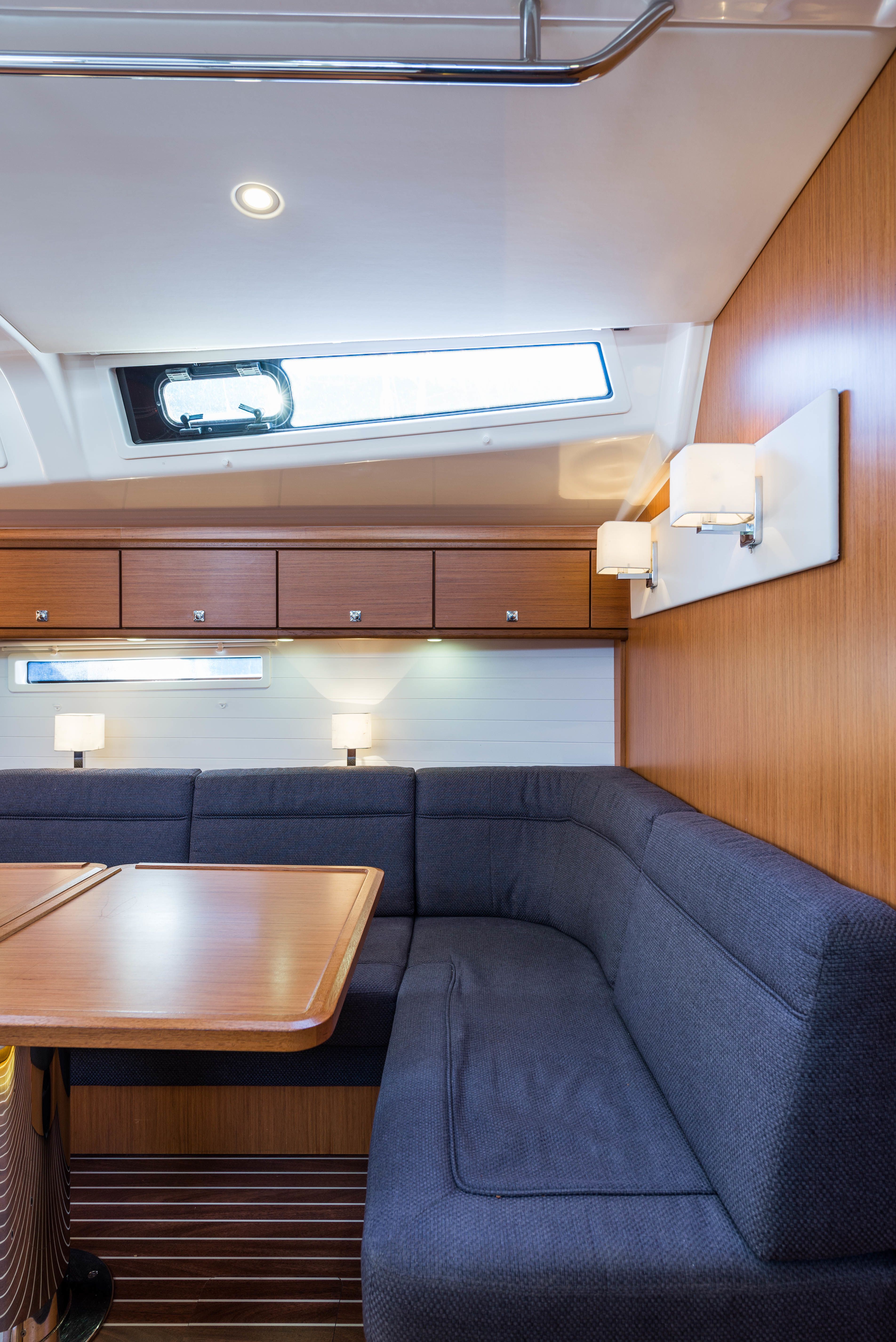 Bavaria Cruiser 56 | Breathless40