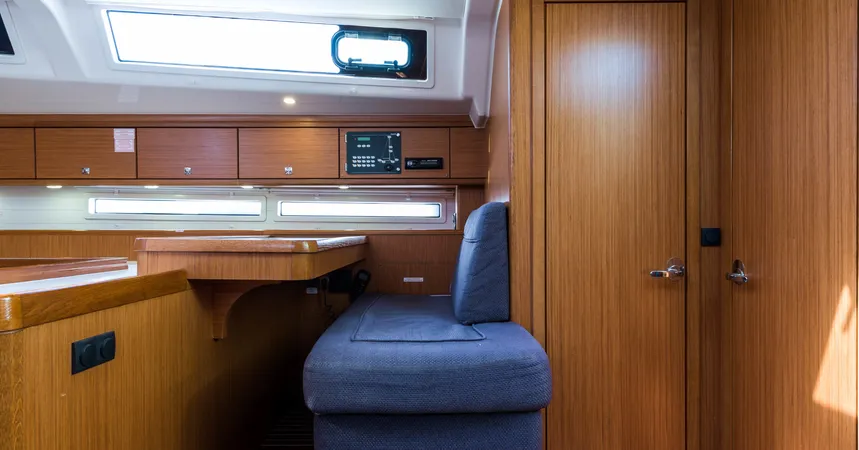 Bavaria Cruiser 56 | Breathless38