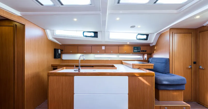Bavaria Cruiser 56 | Breathless26