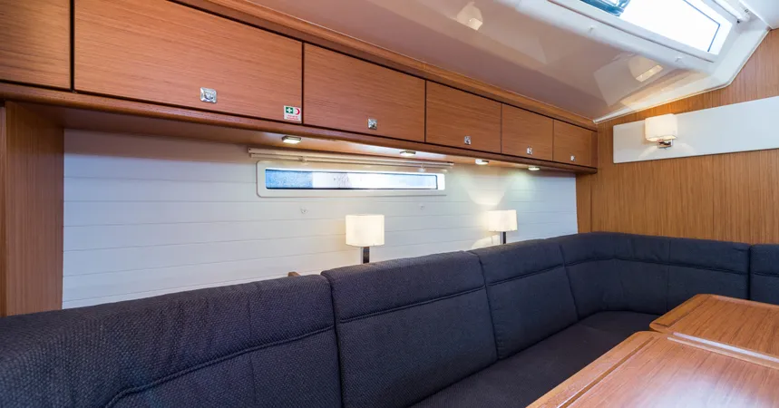Bavaria Cruiser 56 | Breathless37