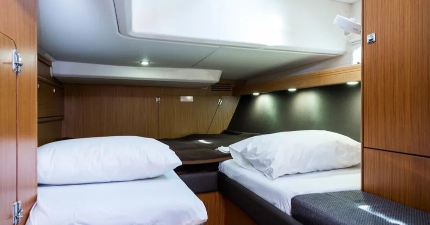 Bavaria Cruiser 56 | Breathless56