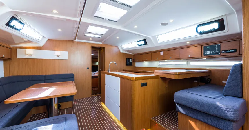 Bavaria Cruiser 56 | Breathless33