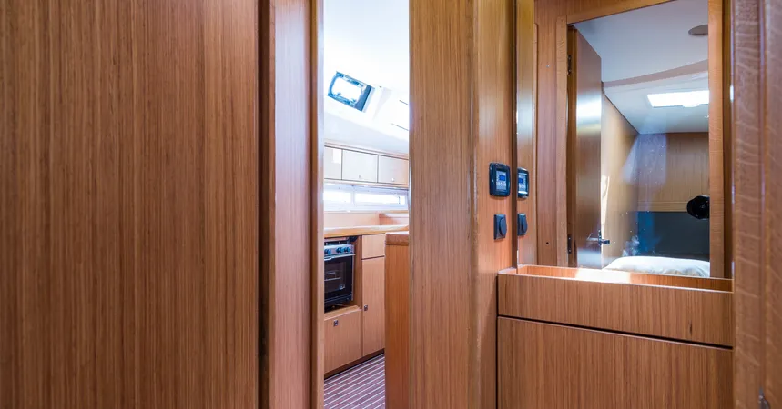 Bavaria Cruiser 56 | Breathless66