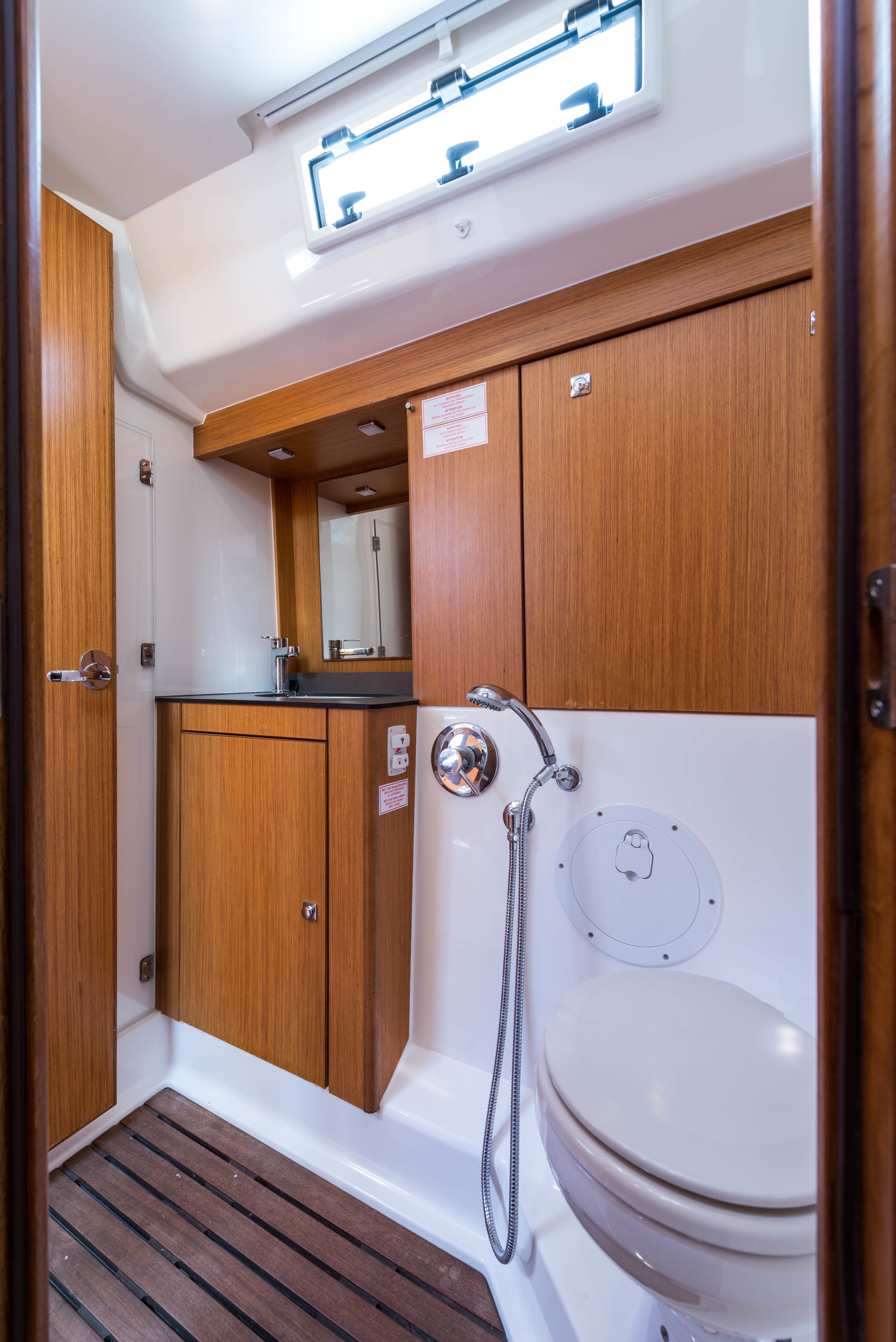 Bavaria Cruiser 56 | Breathless77