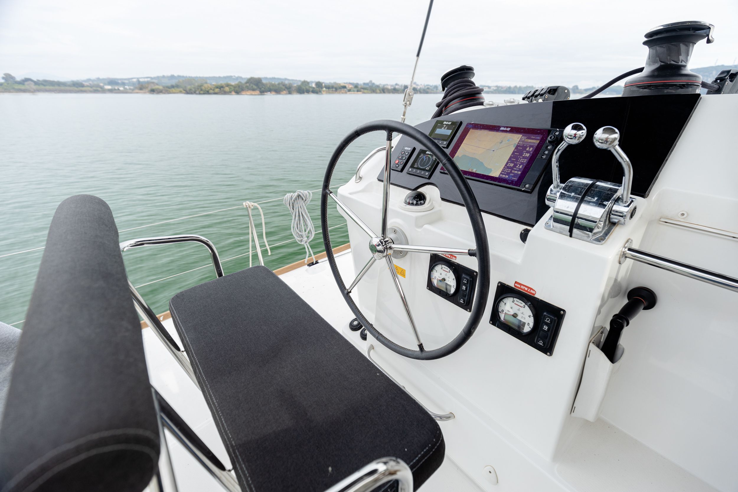 Lagoon 400 S2 | Seaker