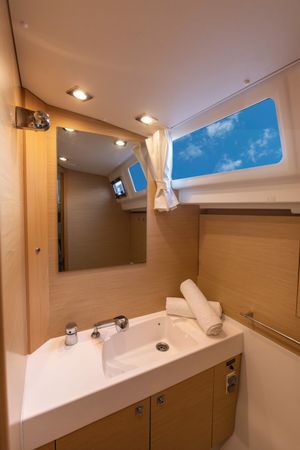Jeanneau Sun Odyssey 479 | Chandra