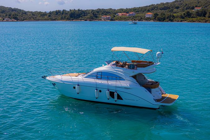 Beneteau Monte Carlo 47 Fly | Lamona